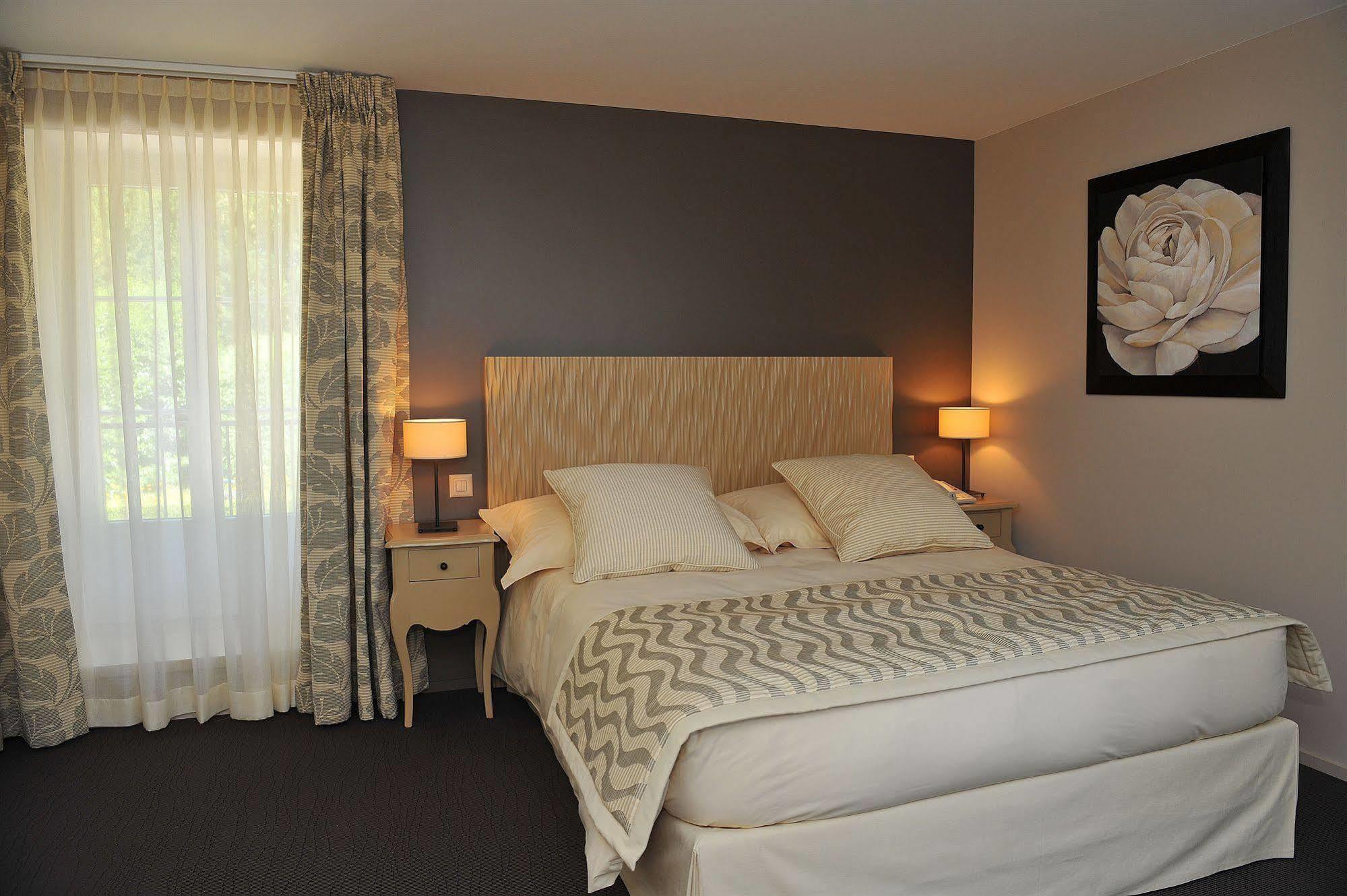 Hostellerie Le Petit Manoir มอร์เกส ห้อง รูปภาพ